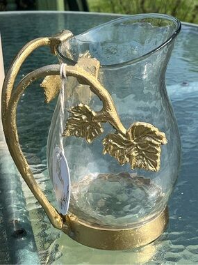 Vintage 4pc Gold Grape Leaf Napkin Ring Set & Grape Vine Holder